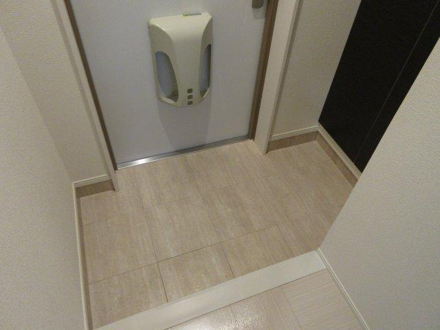 シャインキャッスルの玄関