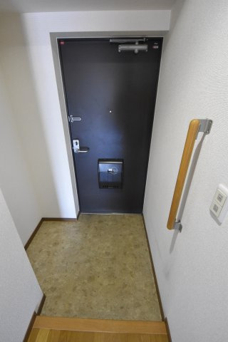 ピュアライズ京橋の玄関|ピュアライズ京橋　玄関