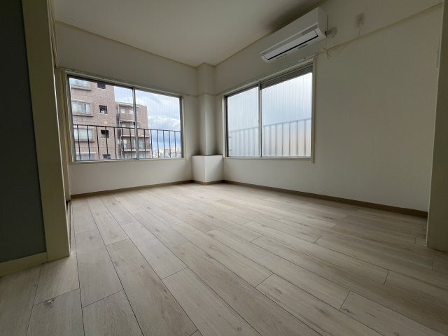 【寝室】