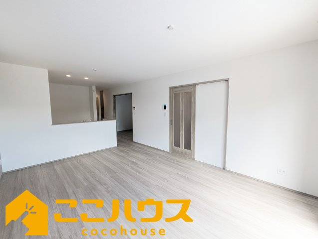 南城市佐敷津波古　新築戸建て　全３棟　B号棟のキッチン|【施工例】※同施工の別物件写真

