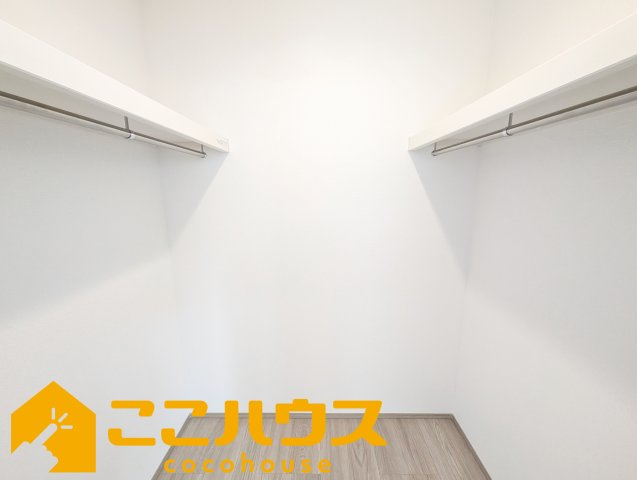南城市佐敷津波古　新築戸建て　全３棟　B号棟の収納|【施工例】※同施工の別物件写真
