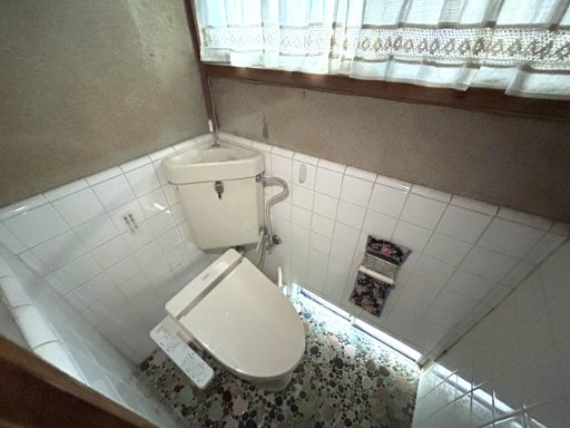 久喜栗原1丁目戸建のトイレ|落ち着いたトイレです