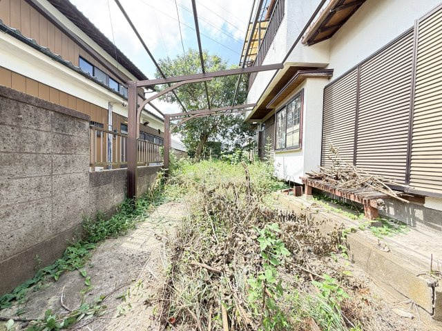 阿見町曙の駐車場