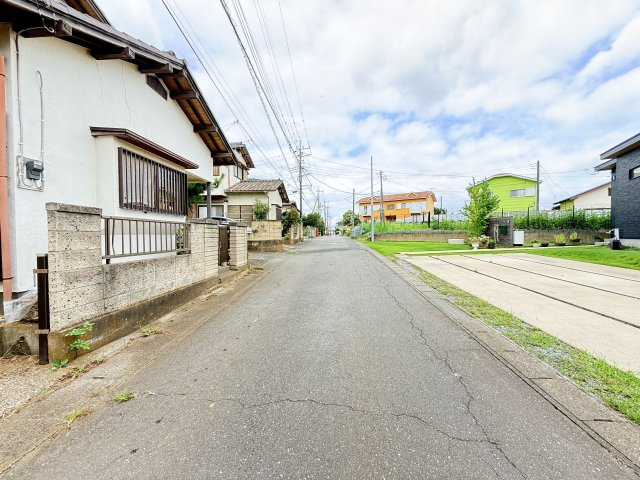 阿見町曙の前面道路含む現地写真