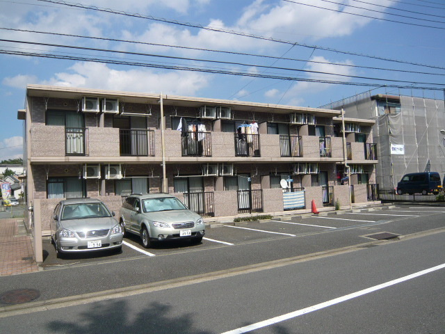 ロイヤルハイツの駐車場|敷地内駐車場