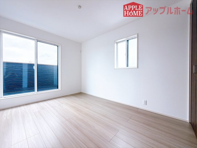 [新築住宅] 比企郡滑川町月輪 全4区画の洋室|２階居室は全室収納あり！たっぷりある収納活用でお部屋もキレイを保てます♪