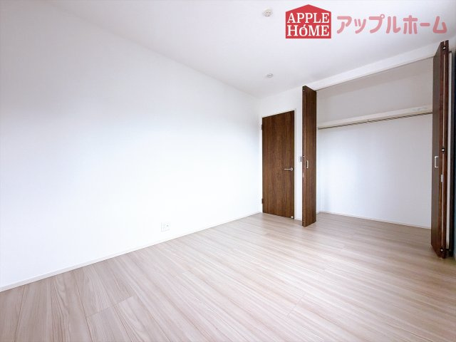 [新築住宅] 比企郡滑川町月輪 全4区画の洋室|２階居室は全室収納あり！たっぷりある収納活用でお部屋もキレイを保てます♪