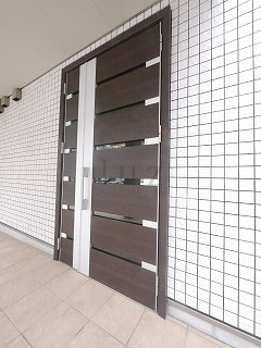 メルベージュのエントランス