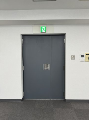 大阪市淀川区東三国２丁目の事務所の内装
