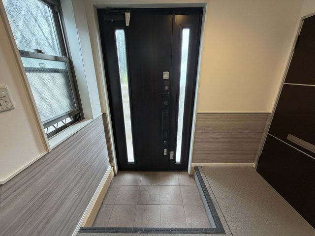 ロイヤル西長洲のエントランス