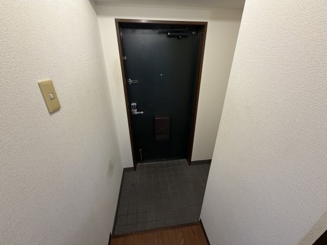 M-PEAKS塚口南の玄関