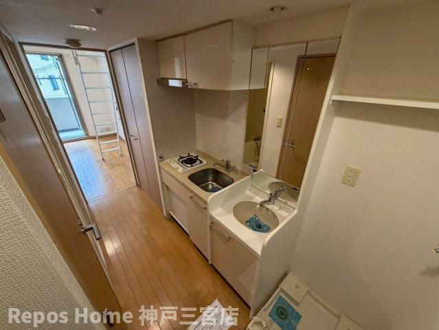エステムコート三宮駅前ラ・ドゥーの洗面所