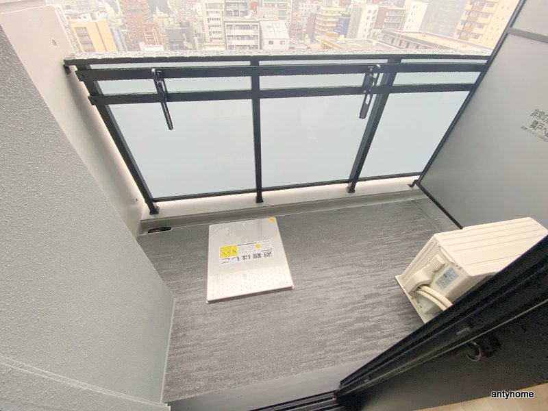 S-RESIDENCE難波大国町Tres　仲介手数料無料のバルコニー