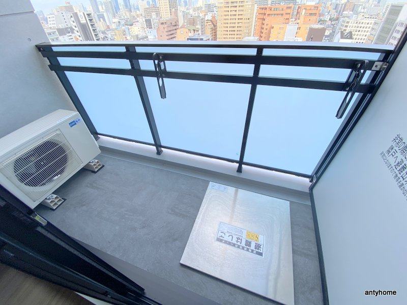 S-RESIDENCE大阪上本町 仲介手数料無料のバルコニー