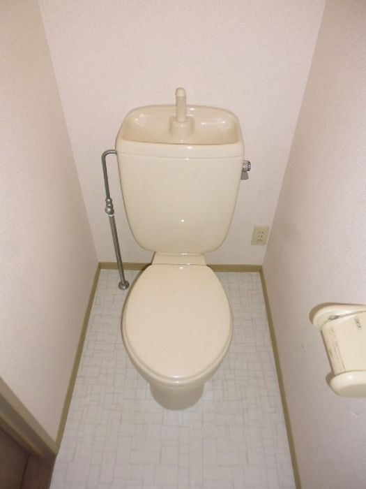 デルフィーノ B棟のトイレ|清潔感のあるトイレです☆