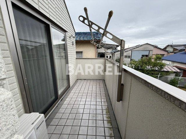南鈴原三丁目戸建のバルコニー