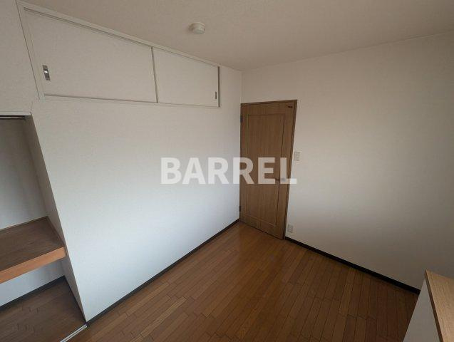 インペリアル花屋敷の寝室