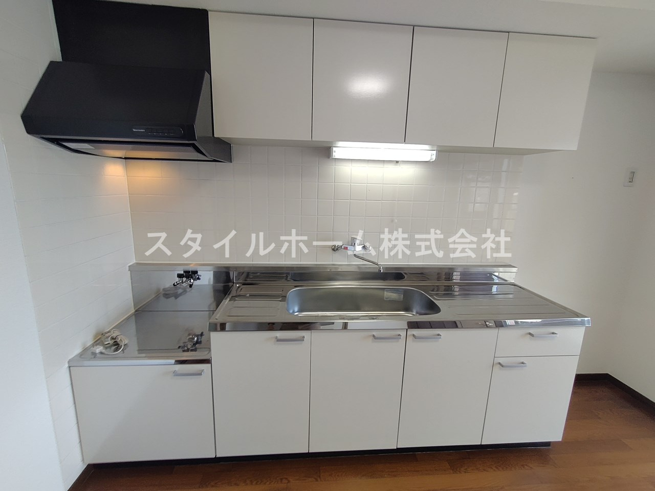 ドミール92のキッチン|同建物内別部屋の写真です。