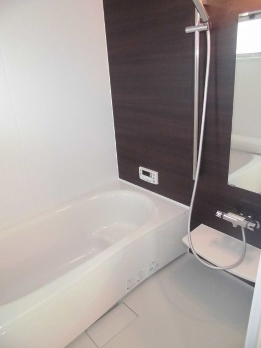 D-room北の森の浴室