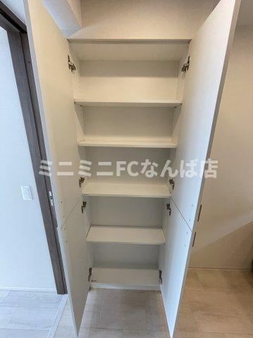 プレミストタワー靱本町の収納
