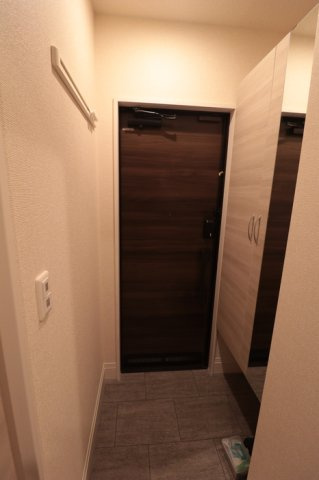 アンビエンテ柴崎の玄関