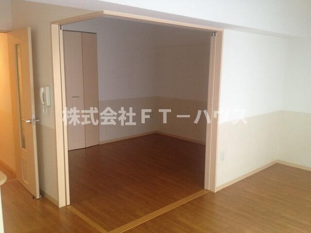 Ｅｖｅｒ　Ｇｒｅｅｎの寝室