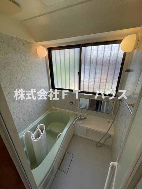 田島貸家の浴室