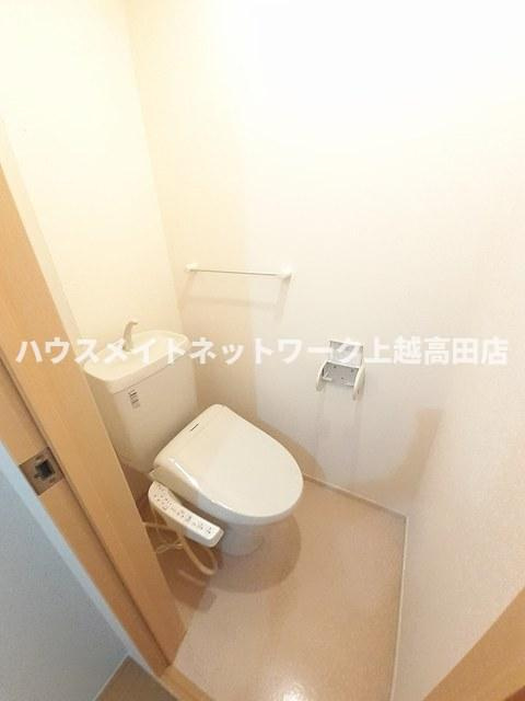 プラシードメゾンＡのトイレ|温水洗浄暖房便座