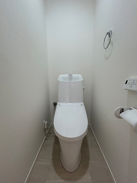 名古屋市名東区大針２丁目の中古一戸建のトイレ|◇トイレ◇　　トイレ新品交換　リモコンパネル付き　（２０２６年６月リフォーム済）