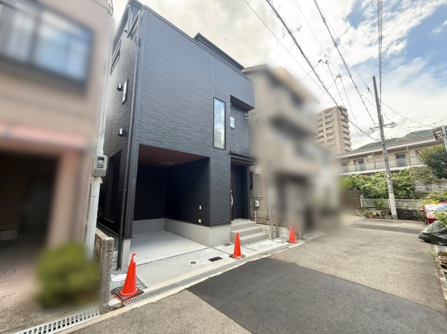 新築戸建　西宮市生瀬東町の前面道路含む現地写真