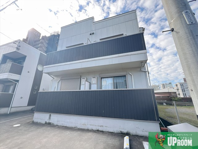 クレフラスト大曽根北 A棟の外観