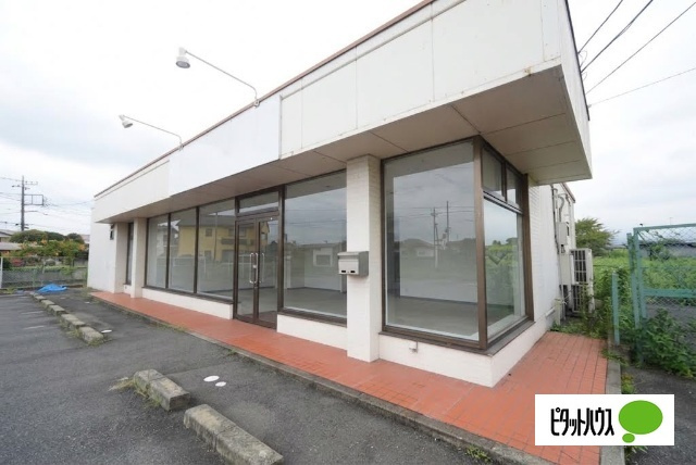 高崎市井出町貸店舗の外観