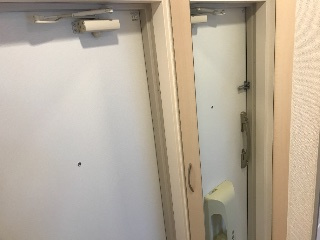 サンプレス八筋の玄関|玄関