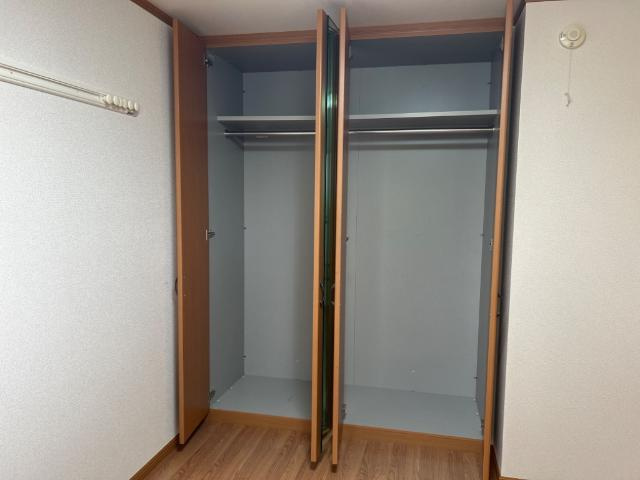 ボヌールAKIの収納|北側洋室収納