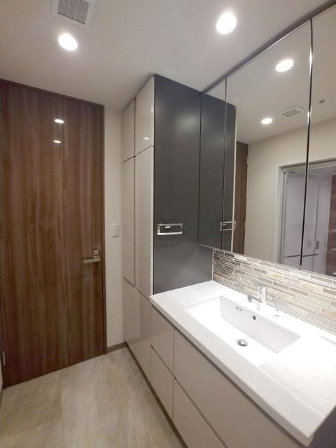 西新橋アルファレジデンスの洗面所|※写真は同タイプ住戸です。