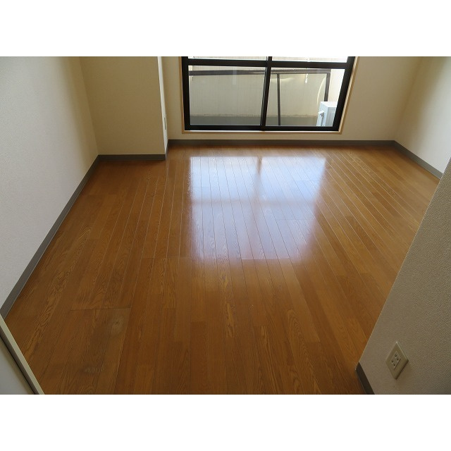 プリマヴェーラ問屋町の居間・リビング|居室