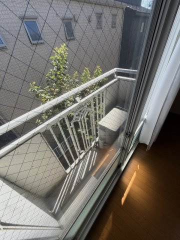 メゾンフジのバルコニー