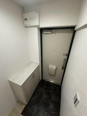 【玄関】 | 梅が丘南住宅A7棟 | スッキリとした玄関です！