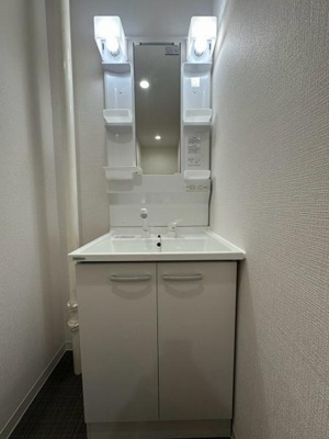 【独立洗面台】 | 梅が丘南住宅A7棟 | 収納付きの洗面台です！