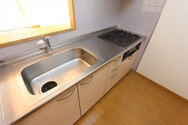 サンブリッジのキッチン|■別部屋イメージ写真