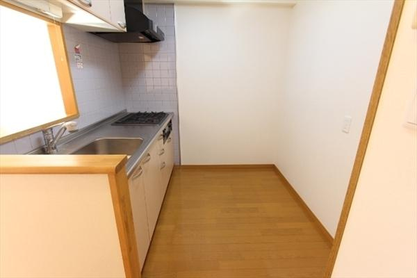 サンブリッジのキッチン|■別部屋イメージ写真