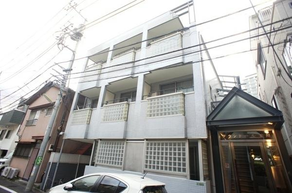 グランドール玉川の外観