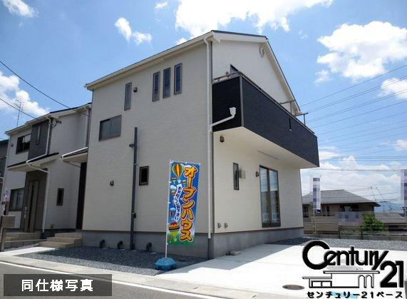 クレイドルガーデン吉新 ４号棟 ／新築一戸建の外観|■≪同仕様写真≫■制震装置（SAFE365）搭載！制震＋耐震の地震に強い安心の邸宅！お気軽にお問い合わせ下さい！■
■ペアガラス使用で結露の心配もありません！■