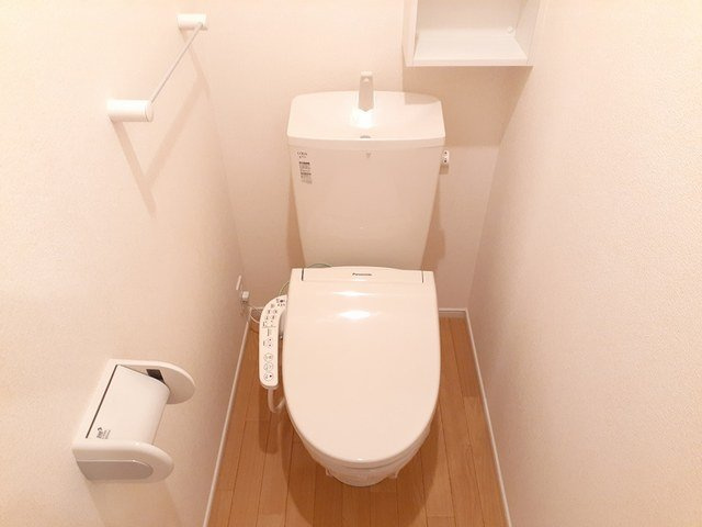 アンダンテ　いわせ野Ⅰのトイレ|落ち着いたトイレです