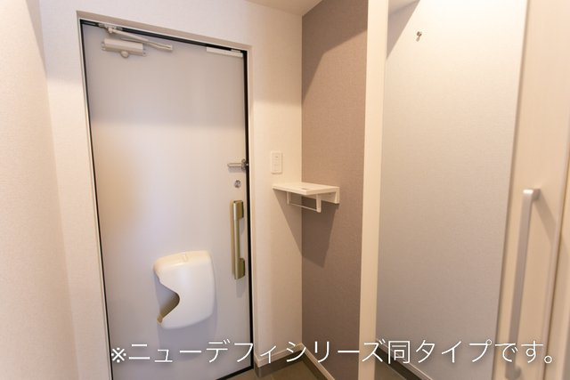 ラ・ボヌールの玄関