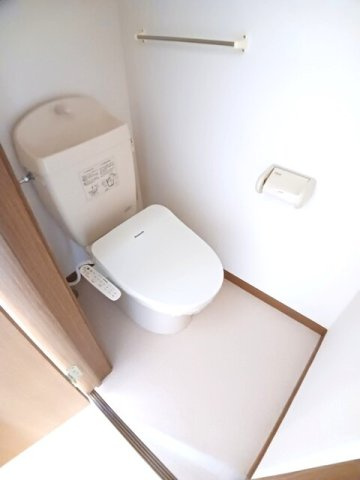 アンテノールのトイレ