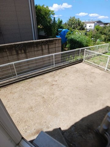 ニューコーポ小松Ａの庭
