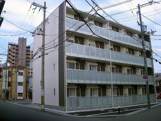 レオネクストフェリシテ天下茶屋の外観
