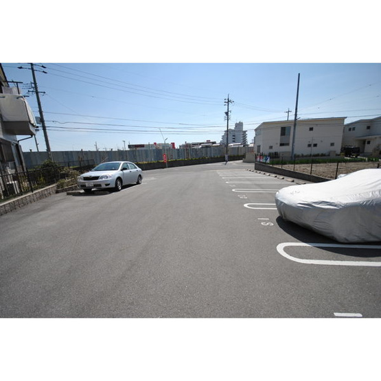【駐車場】 | リヴィエール新