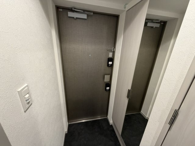 プレサンス桜山駅前アフォードの玄関|※同物件他部屋写真
反転、色違いの場合有
現況優先